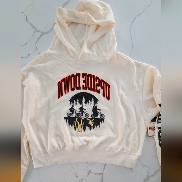 Stranger Things Upside Down Cropped Hoodie - Picture 5 of 7